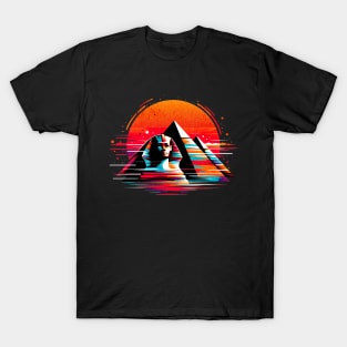 Vintage Retro Pyramids of Giza Sphinx Design T-Shirt